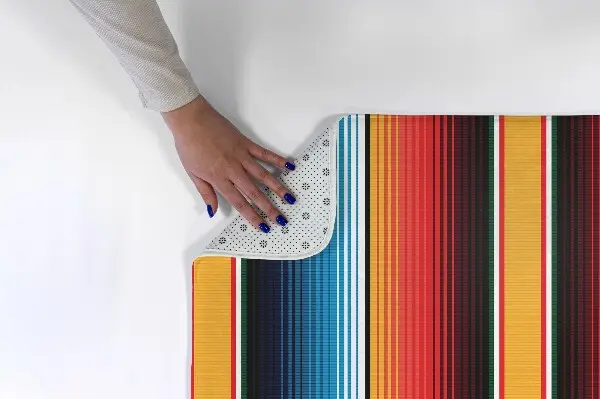 Tappeto Strisce orizzontali colorate in stile messicano
