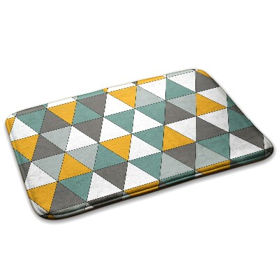 Tappeto moderno Triangoli colorati in una disposizione geometrica