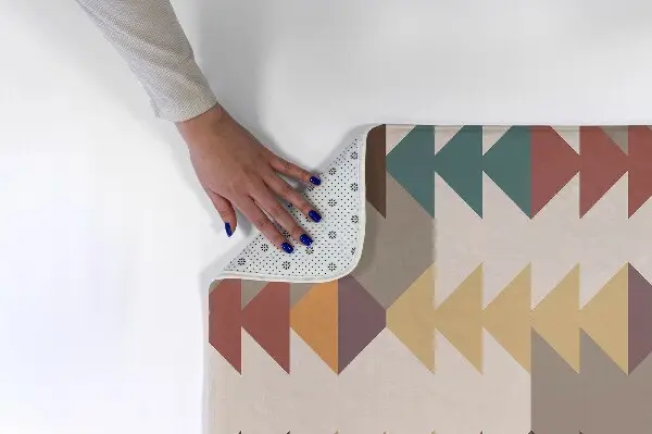 Tappeto moderno Zig-zag e triangoli colorati