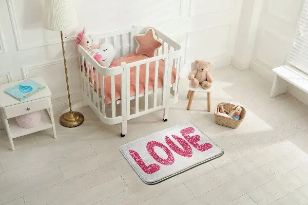 Tappeto moderno Scritta LOVE