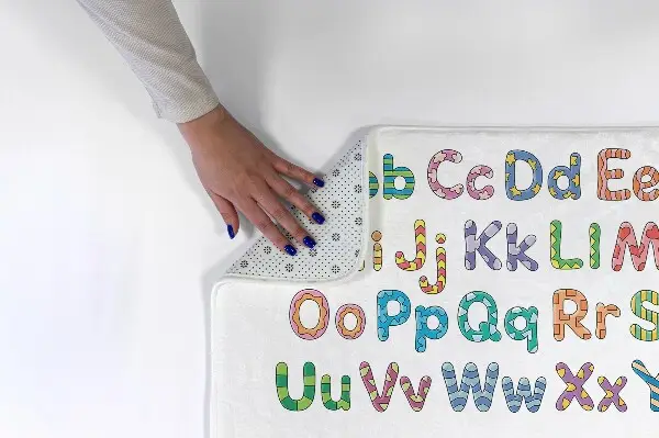 Tappeto moderno Lettere e numeri