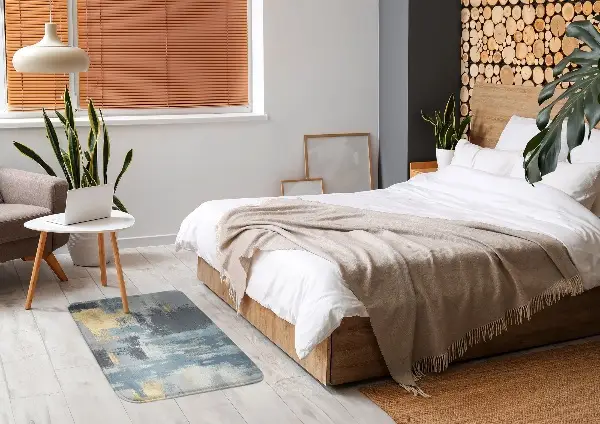 Tappeto moderno Tessere astratte nei toni del blu e dell'oro.