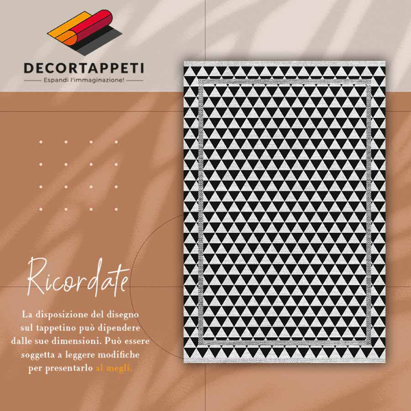 Tappeto vinile Triangoli in bianco e nero